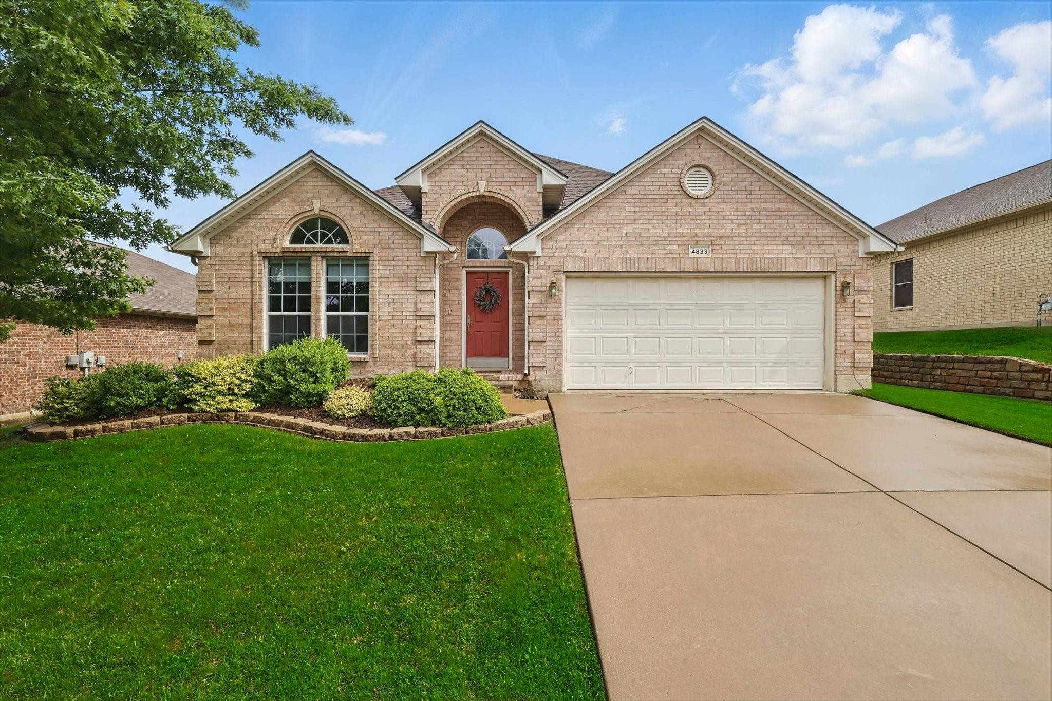 4833 Heber Springs TRL, Fort Worth, TX 76244