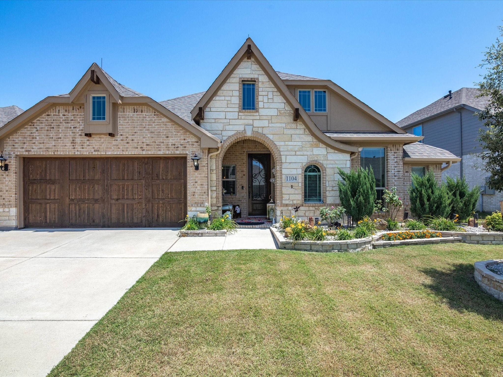 1104 Canterbury LN, Forney, TX 75126