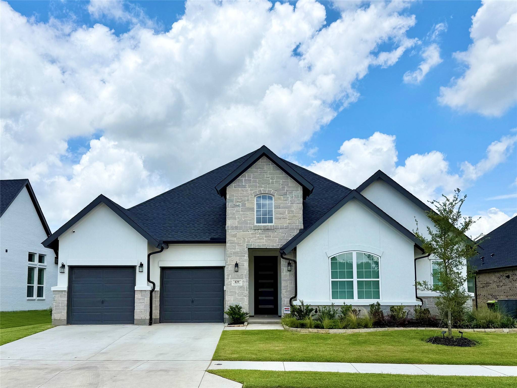 829 Ranchland RD, Justin, TX 76247