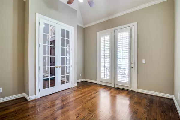 Plano, TX 75025,8344 Barber Oak DR