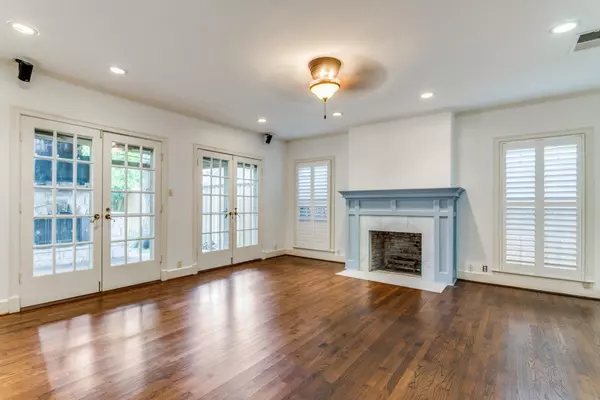 Highland Park, TX 75205,4541 N Versailles AVE