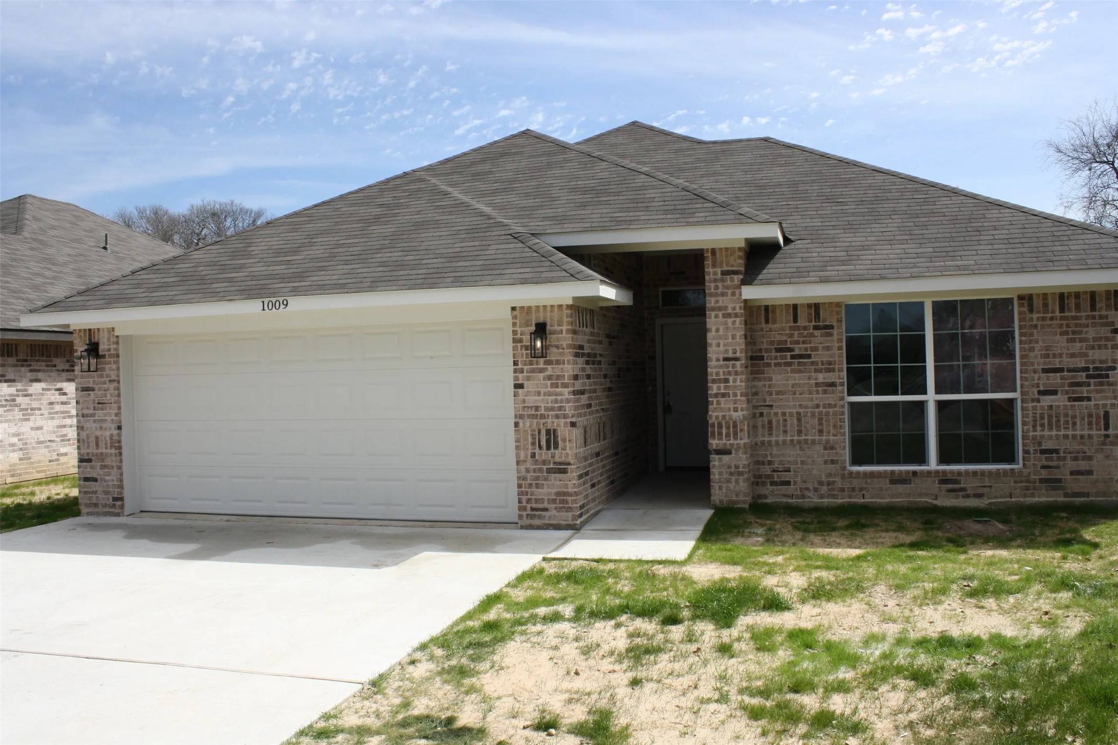 1021 Hooks AVE, Lacy Lakeview, TX 76705