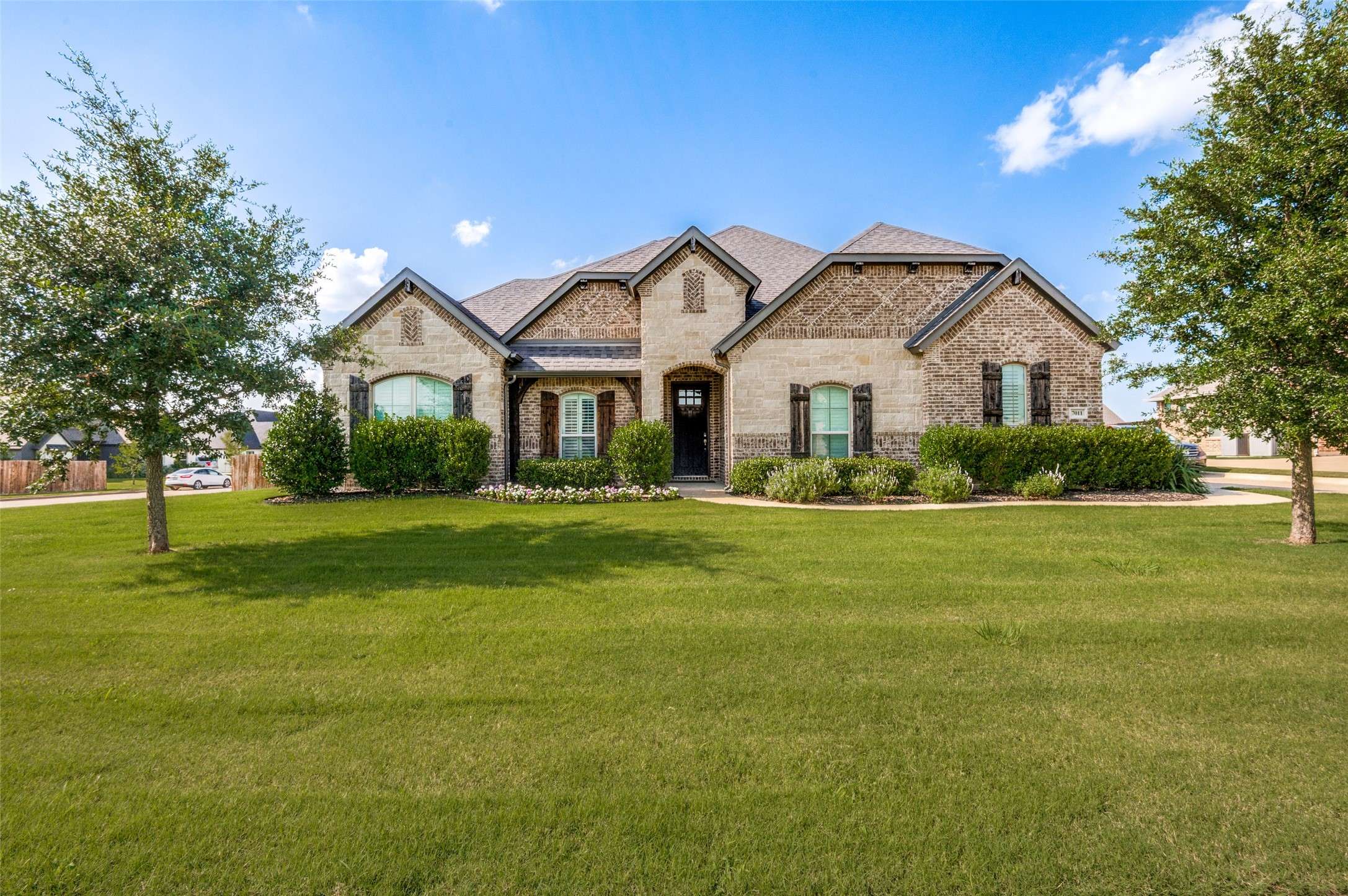 7011 Judy DR, Ovilla, TX 75154