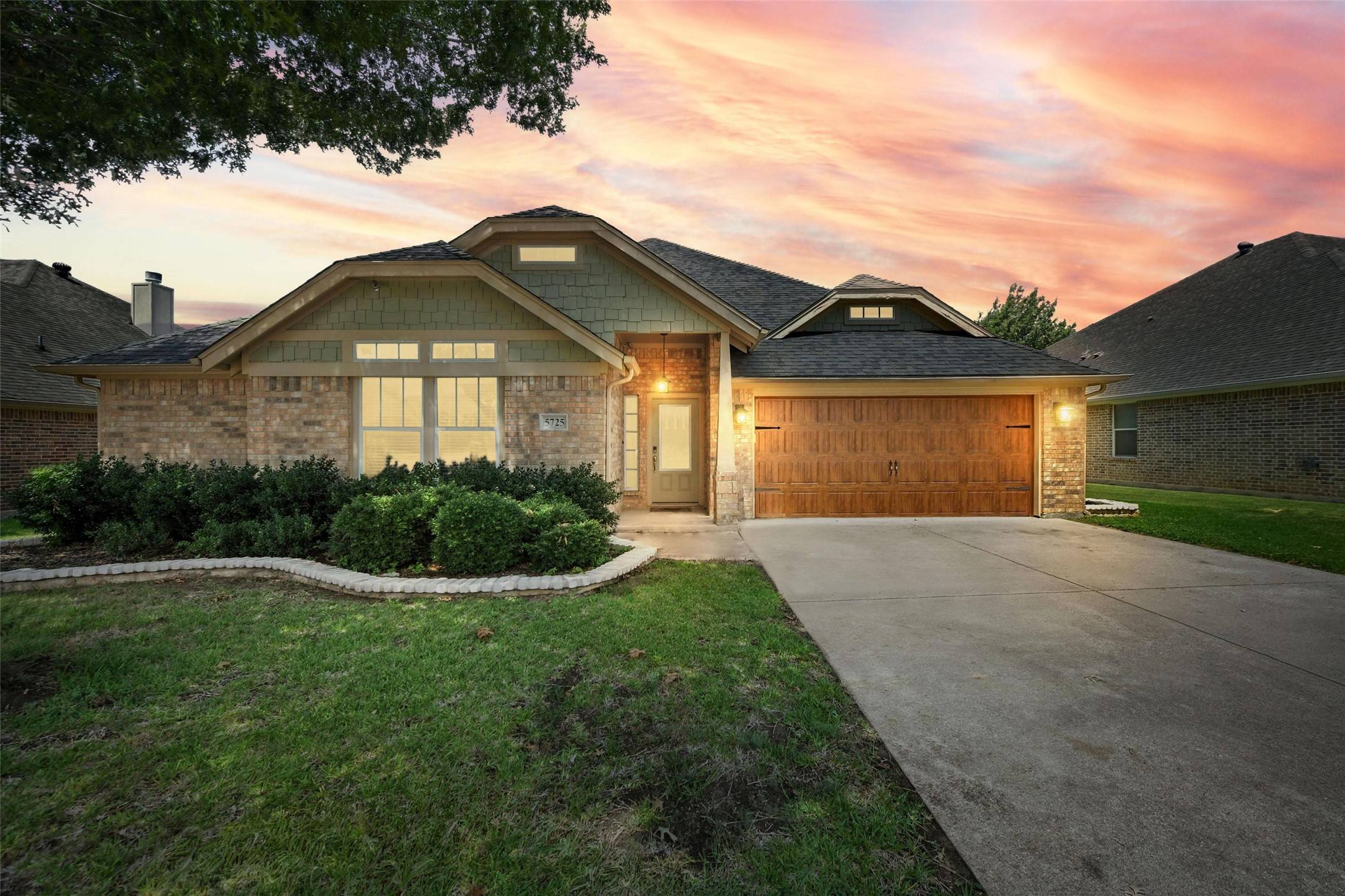 5725 Eldon Martin ST, Fort Worth, TX 76179