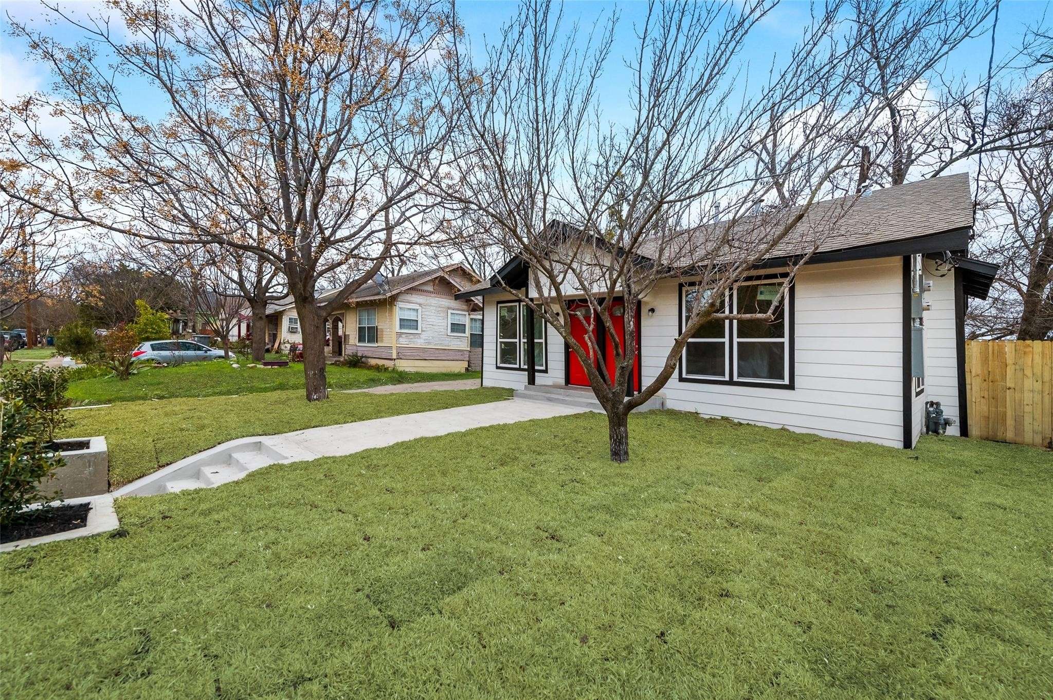 5212 Parry AVE, Dallas, TX 75223