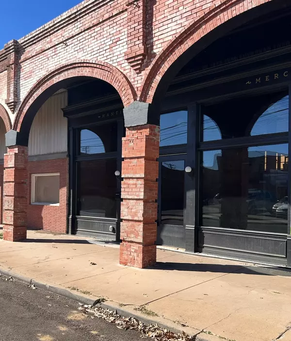 301 Brown ST, Brownwood, TX 76801