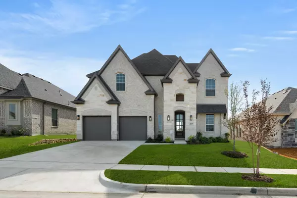 2609 Steve ST, Burleson, TX 76028