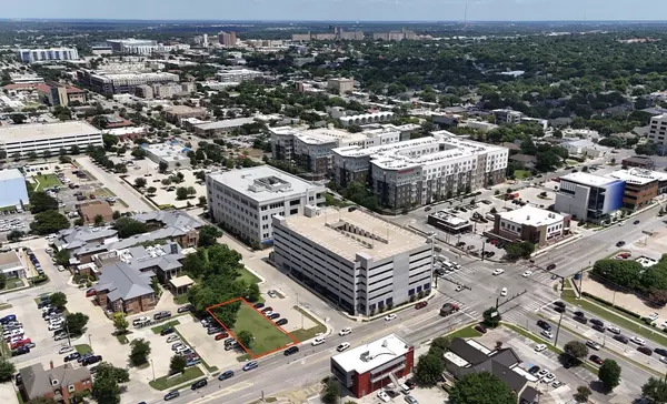 Fort Worth, TX 76104,1017 8th AVE