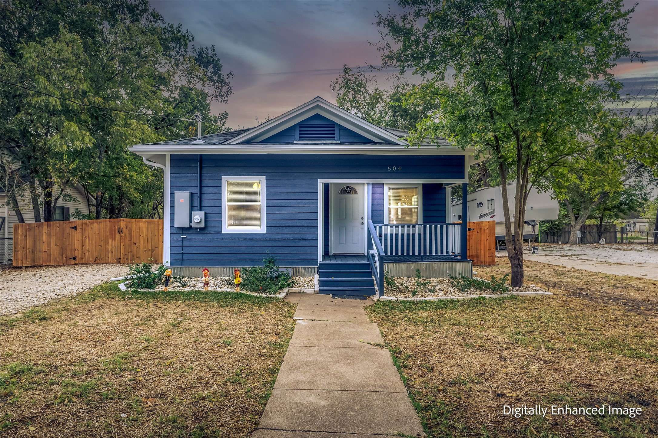 504 E Navarro ST, Mart, TX 76664