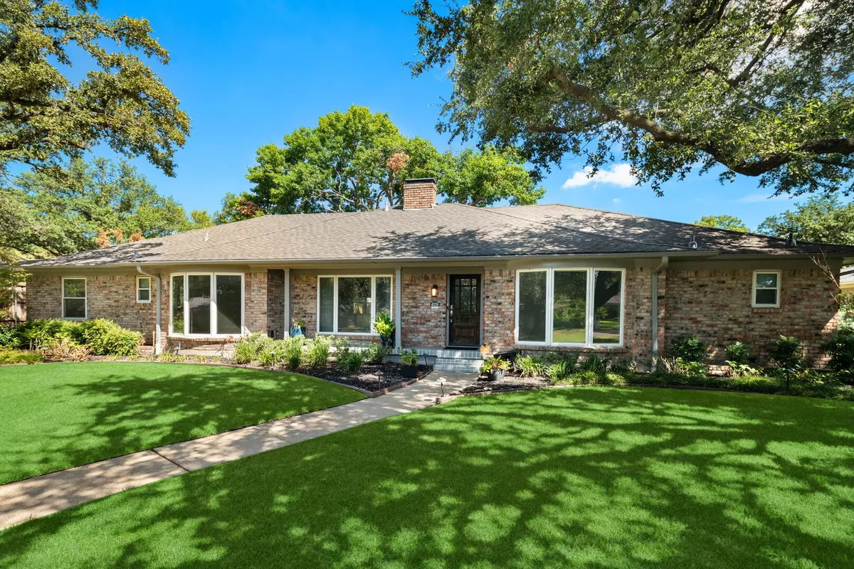Dallas, TX 75244,4039 Myerwood LN