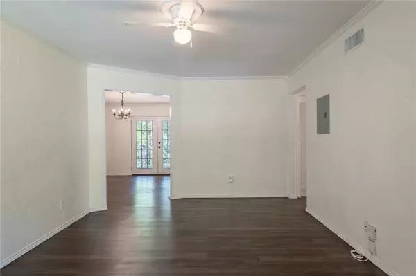 Dallas, TX 75218,11323 Lanewood CIR