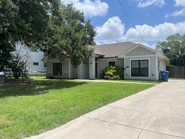947 W 6th AVE, Corsicana, TX 75110