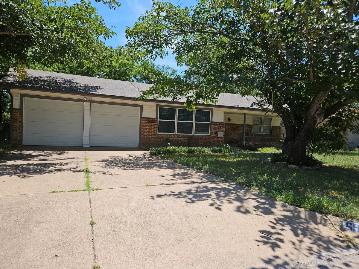 Watauga, TX 76148,5940 Maurie DR