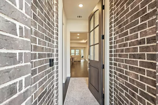The Colony, TX 75056,7624 Newtown