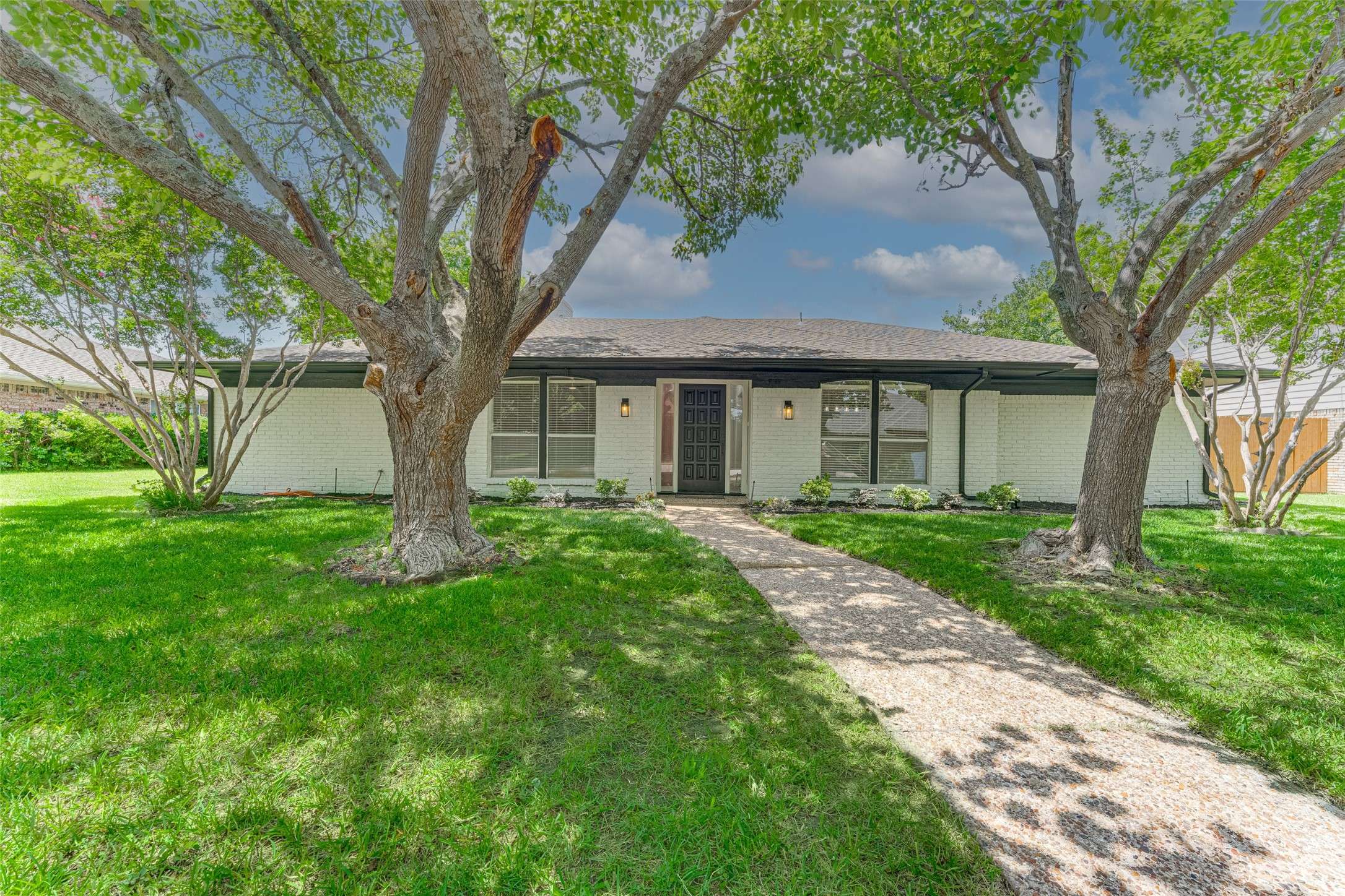 1822 Westshore DR, Garland, TX 75043
