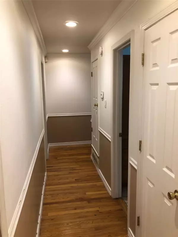 Dallas, TX 75217,10107 Muskogee DR