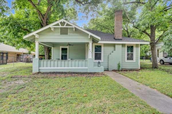 603 N Mckinney ST, Ennis, TX 75119