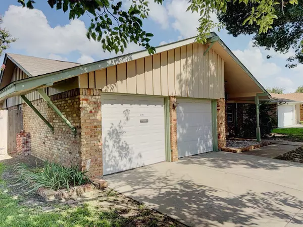 Grand Prairie, TX 75051,1617 Camara CT