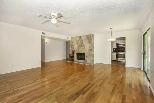 Plano, TX 75074,2913 Monarch DR