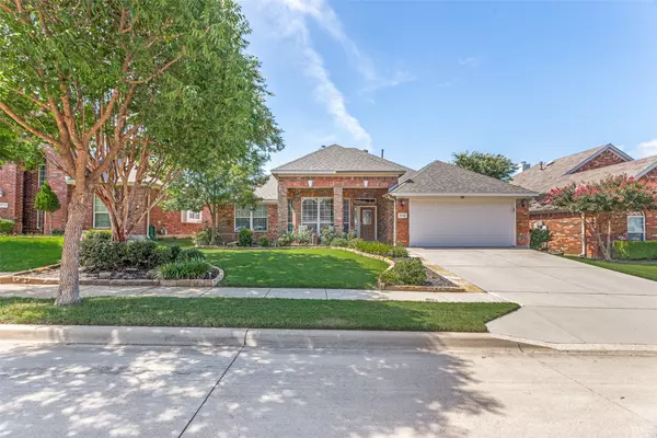 3716 Queenswood CT, Fort Worth, TX 76244