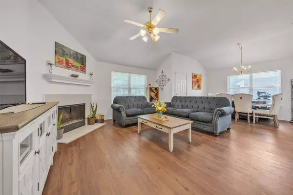 Fort Worth, TX 76140,300 Elk Run DR