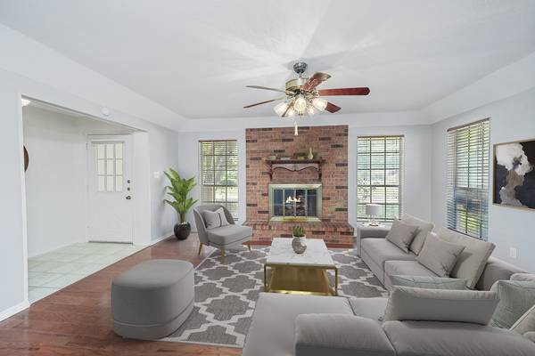 113 Diane DR, Sanger, TX 76266