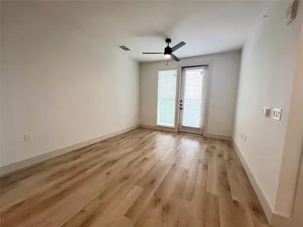 Lewisville, TX 75057,501 E College ST #1319