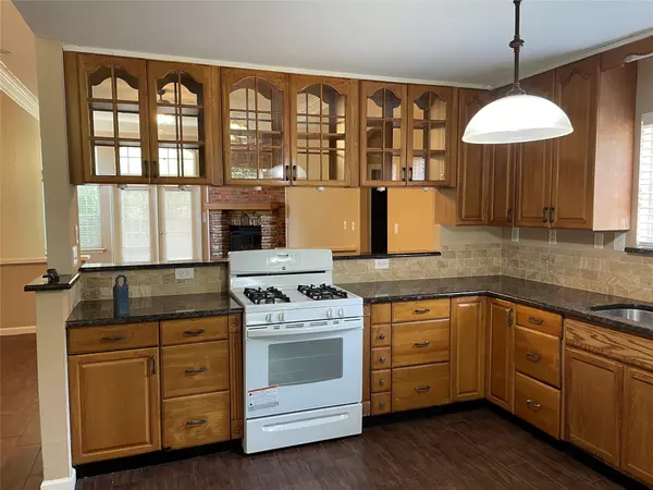 Wylie, TX 75098,208 Douglas DR