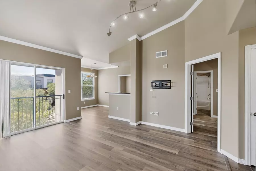 330 Las Colinas BLVD E #418, Irving, TX 75039