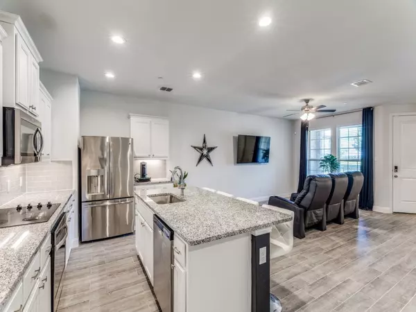 Watauga, TX 76148,5944 Bursey RD