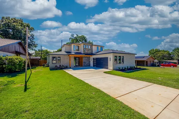 Arlington, TX 76016,2416 Jewell DR