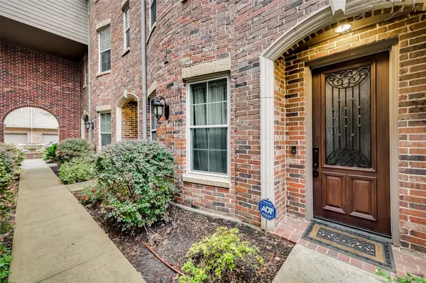 Dallas, TX 75204,3200 Ross AVE #28