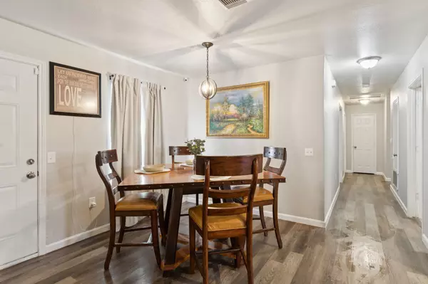 Dallas, TX 75215,2710 Silkwood ST