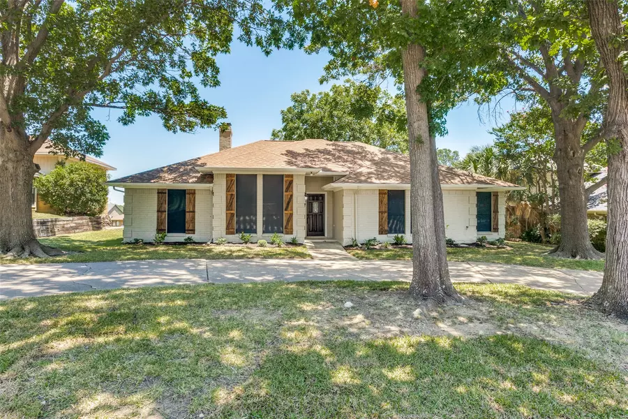 3318 Sunrise DR, Garland, TX 75043