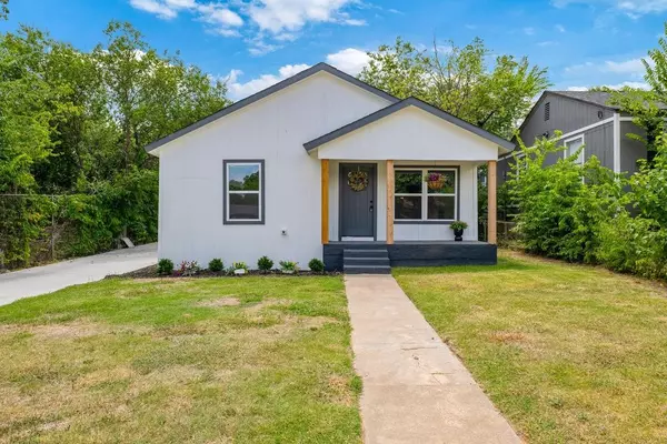 5629 Curzon AVE, Fort Worth, TX 76107