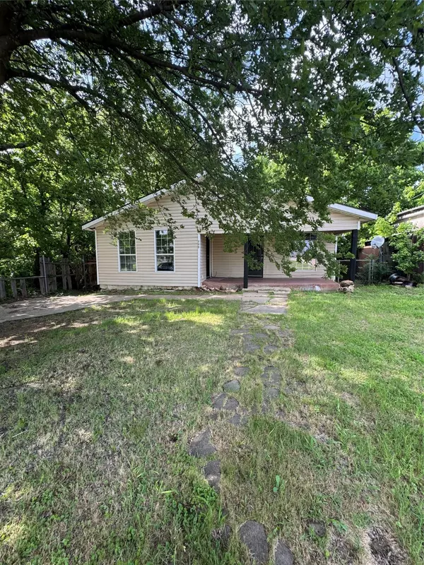 Denison, TX 75020,205 W Bond ST