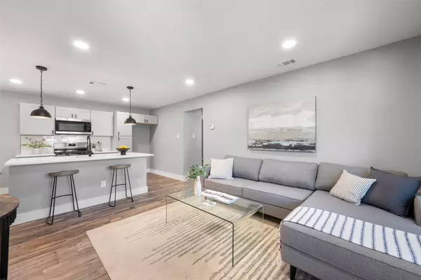 Dallas, TX 75228,10518 Dunaway DR