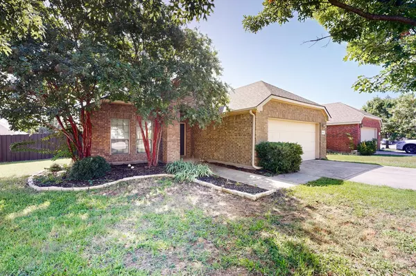 409 Northbrook AVE, Oak Point, TX 75068
