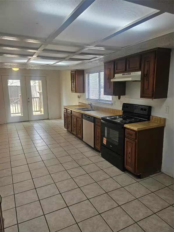Richardson, TX 75081,1915 Forestwood DR