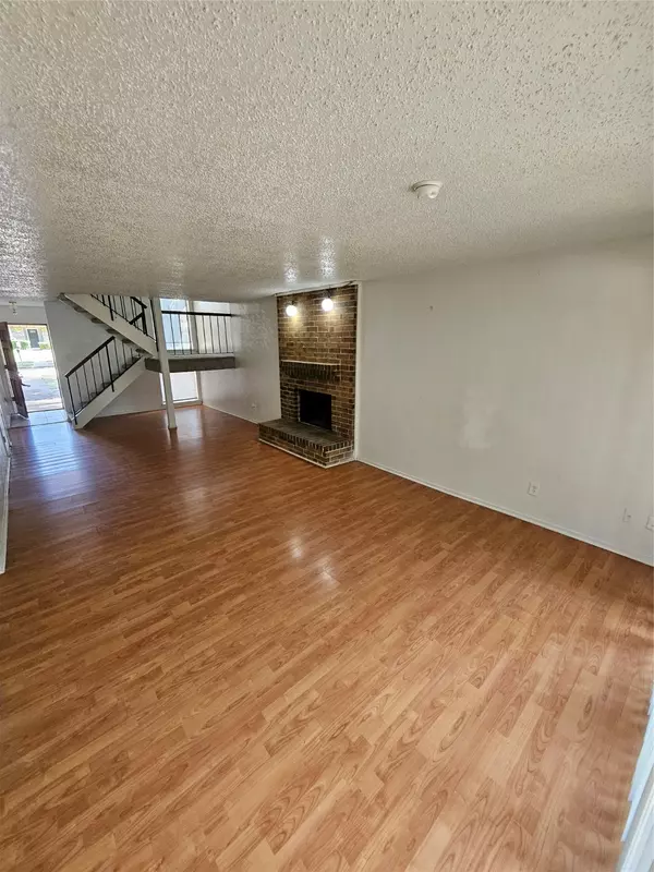 Richardson, TX 75081,1915 Forestwood DR