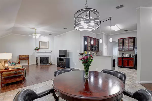 Fort Worth, TX 76244,5050 Postwood DR
