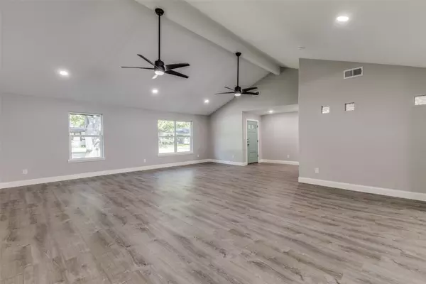 Dallas, TX 75238,9631 Liptonshire DR