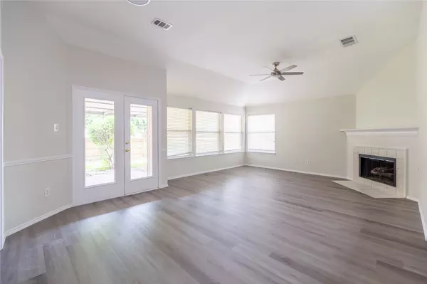 Mckinney, TX 75070,5212 China Berry DR