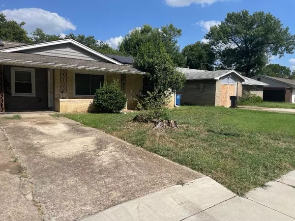 Dallas, TX 75232,7124 Arborcrest DR