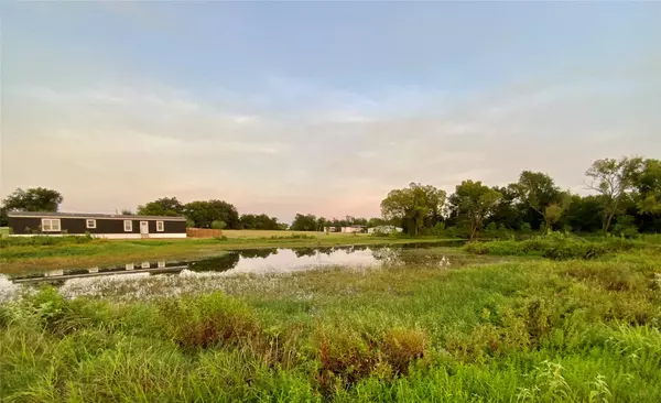 Groesbeck, TX 76642,607 Faulkenberry RD