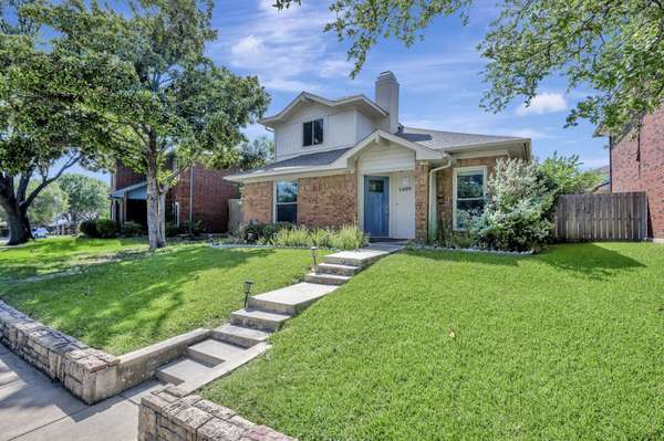 1409 Golden Gate DR, Carrollton, TX 75007