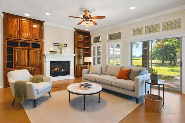 Granbury, TX 76049,1621 Rockview DR