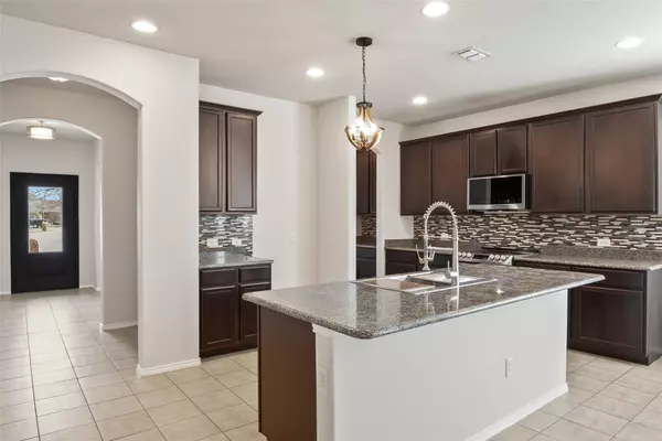 Sherman, TX 75092,4918 Liberty Hill TRL