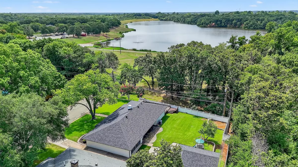 Denison, TX 75020,2300 Brookhaven DR