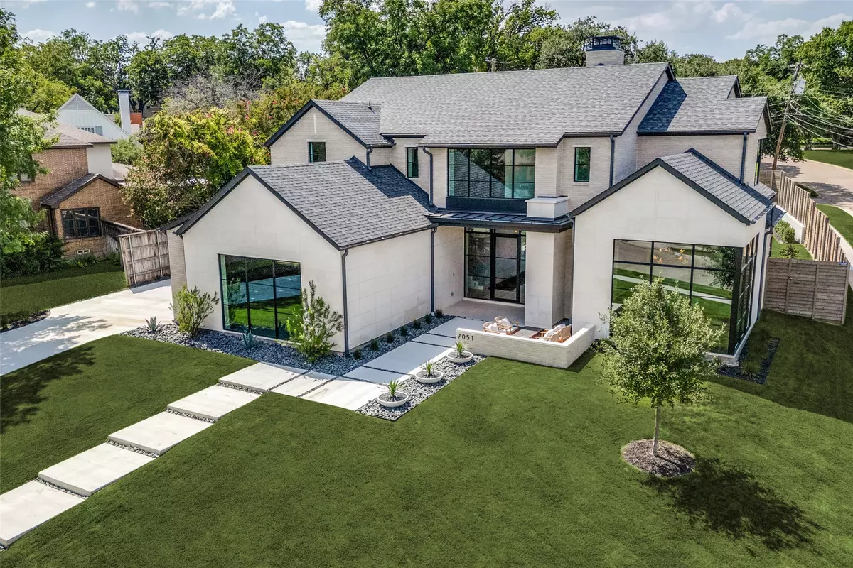Dallas, TX 75214,7051 Cornelia LN